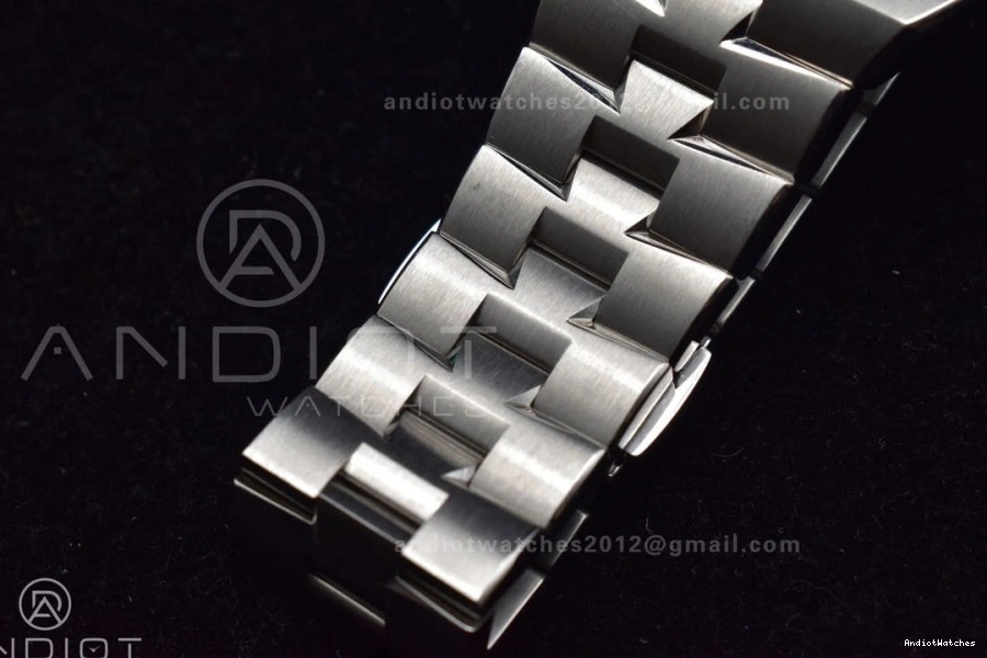 ZF Edition SS 1:1 A Best Bracelet Black Dial on 4500V SportInspired Overseas 926 SS 0727